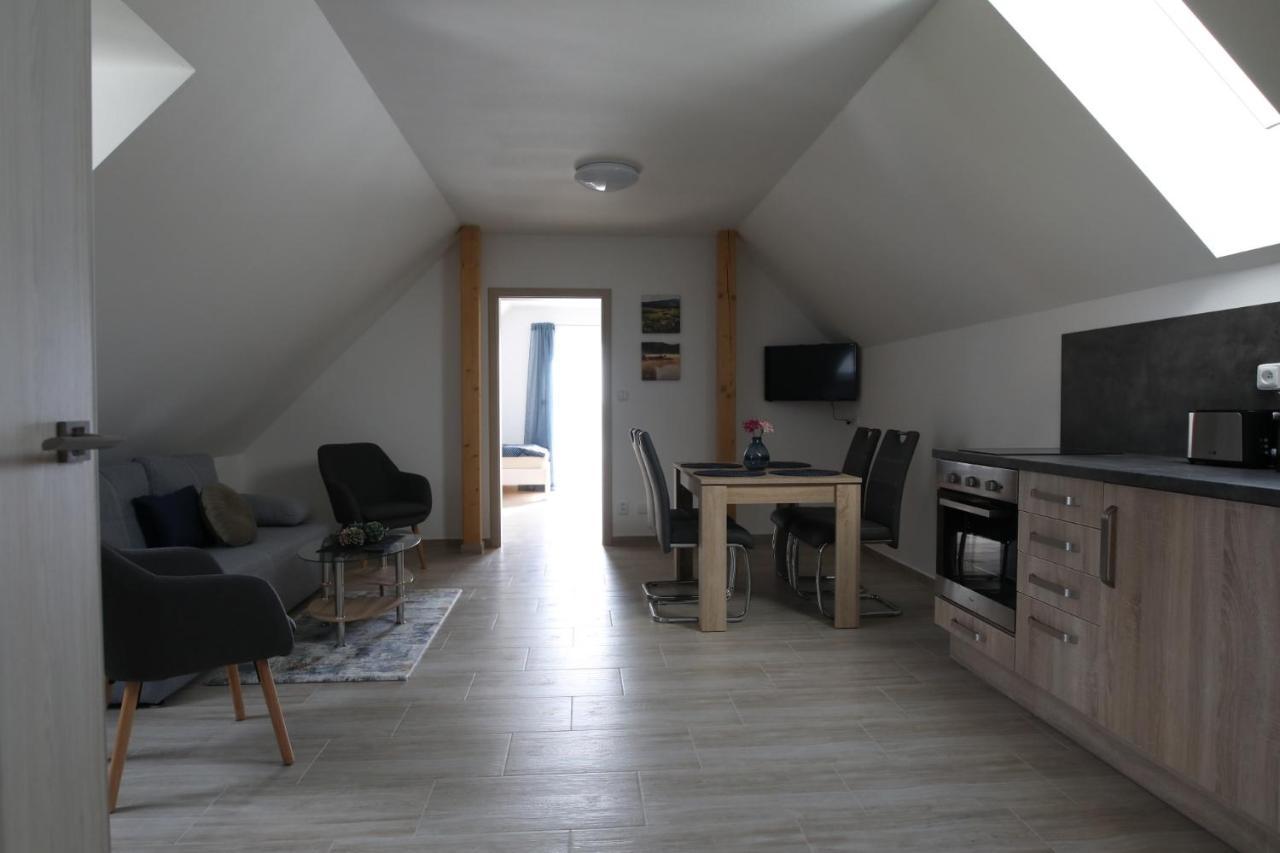 Apartmany Allis Lipno nad Vltavou Zewnętrze zdjęcie