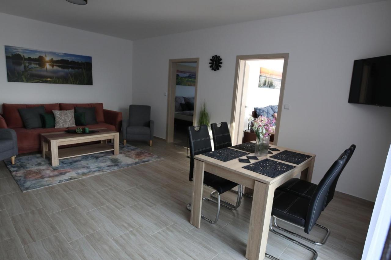 Apartmany Allis Lipno nad Vltavou Zewnętrze zdjęcie
